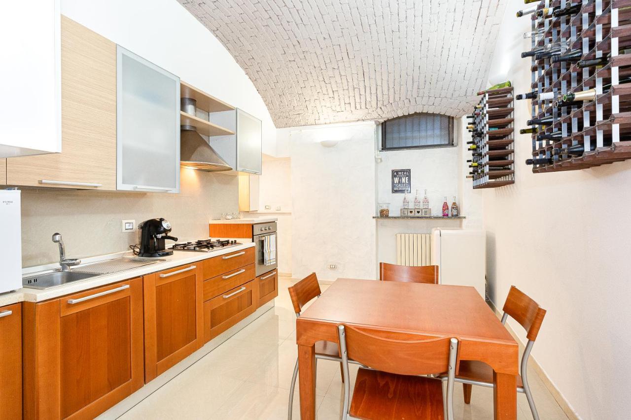 La Cantinetta Di Milano - The Wine Cave In Milan, Huge 110Sqm Apartment Next To Central Station Kültér fotó