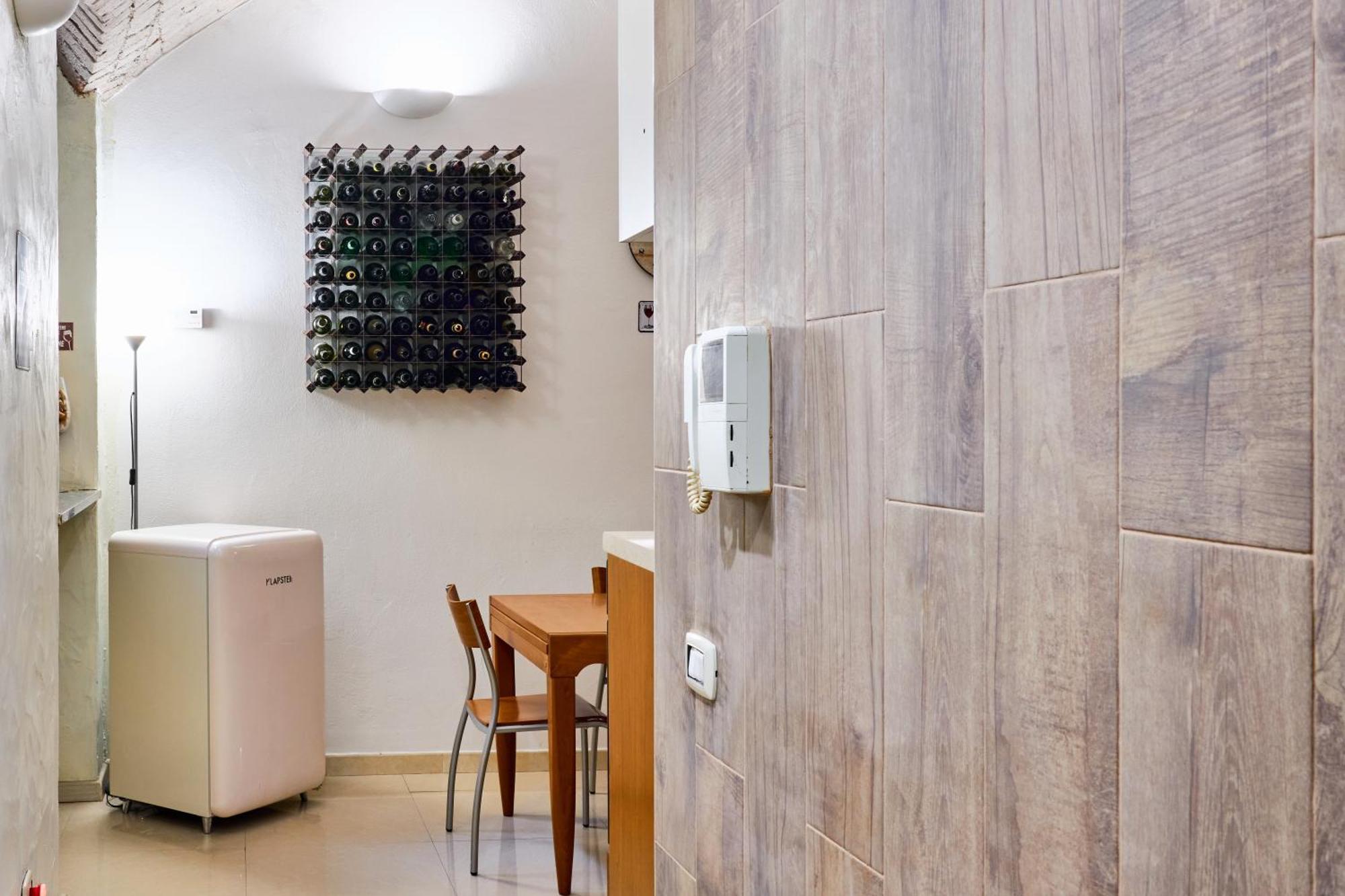 La Cantinetta Di Milano - The Wine Cave In Milan, Huge 110Sqm Apartment Next To Central Station Kültér fotó