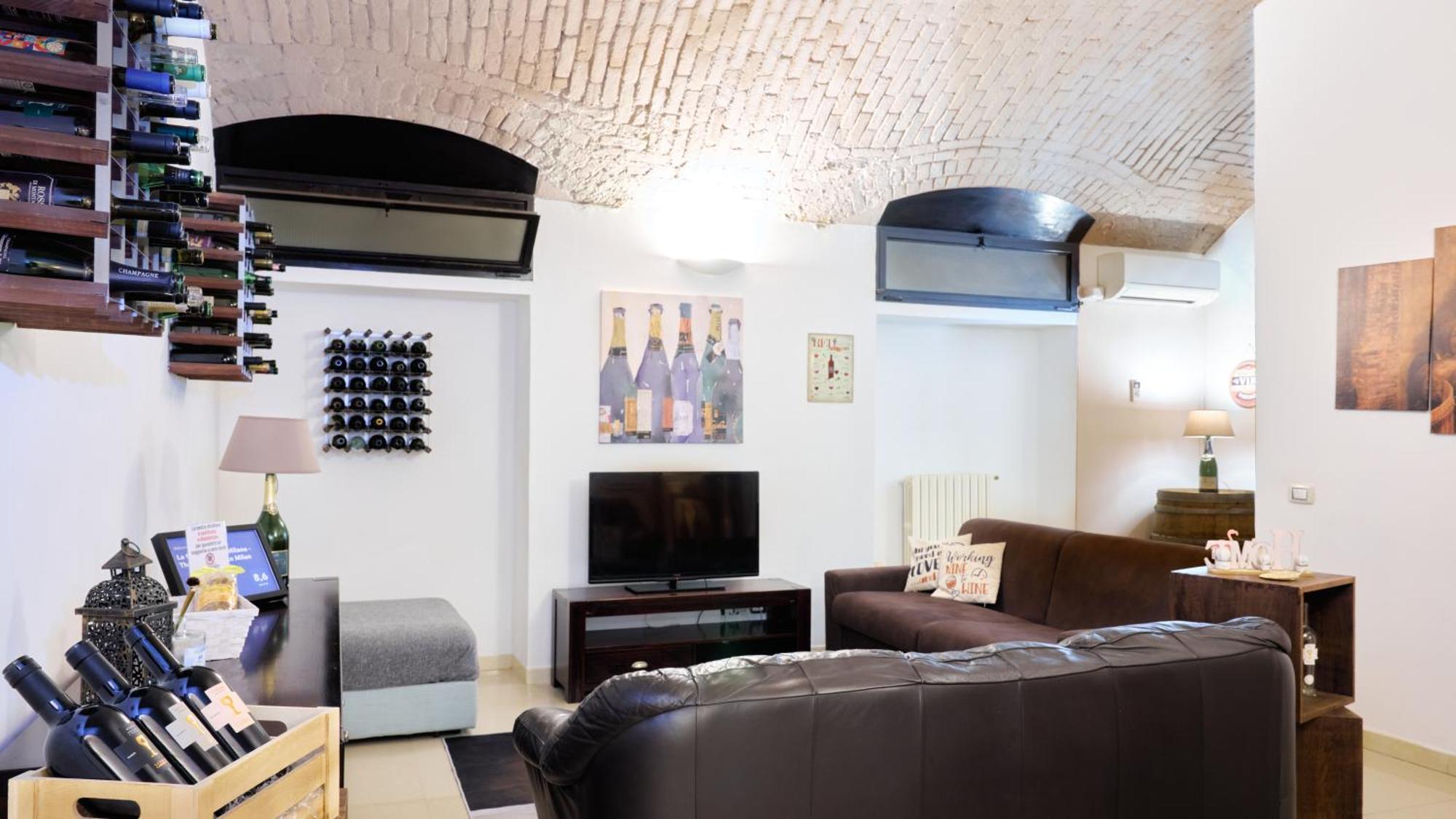 La Cantinetta Di Milano - The Wine Cave In Milan, Huge 110Sqm Apartment Next To Central Station Kültér fotó